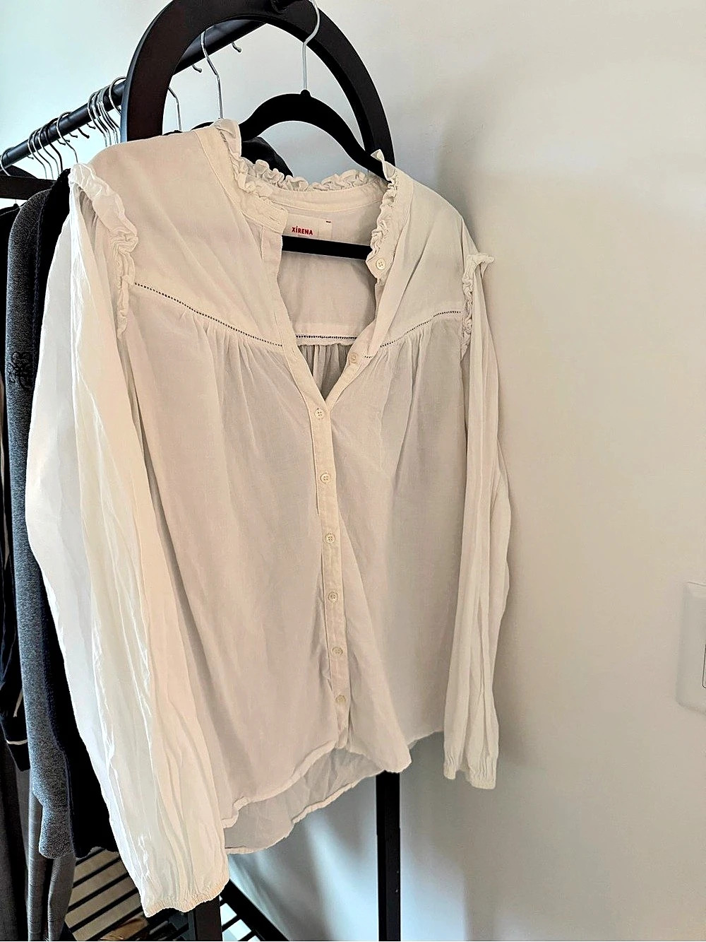Xirena Amelie Shirt Ruffle Collar Blouse in White